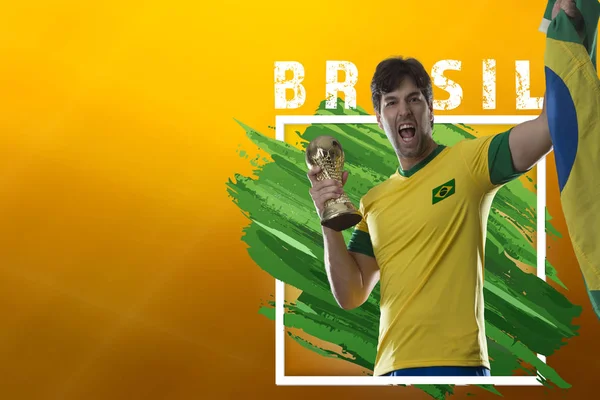 Jogador Futebol Brasileiro Comemorando Fundo Amarelo Com Espaço Cópia — Fotografia de Stock