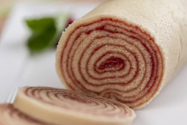 Bolo Rolo Típico Postre Brasileño Del Estado Pernambuco Rollo Pastel —  Fotos de Stock