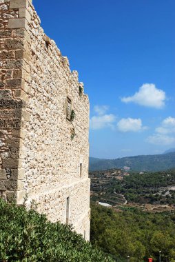 Taş duvar yakın siperlerden Kritinia Kalesi, Kritinia Köyü, Rodos, Yunanistan kalıntıları ile çekim