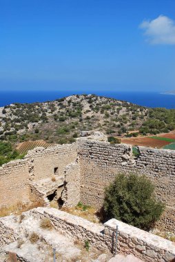 Kale Kritinia, köy Kritinia, Rodos Adası Yunanistan kalıntıları içinde boşluklar ile taş duvarlarının Üstten Görünüm