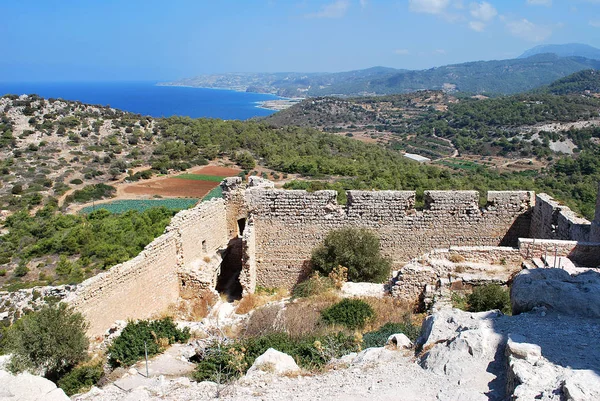 Kale Kritinia, köy Kritinia, Rodos Adası Yunanistan kalıntıları içinde boşluklar ile taş duvarlarının Üstten Görünüm