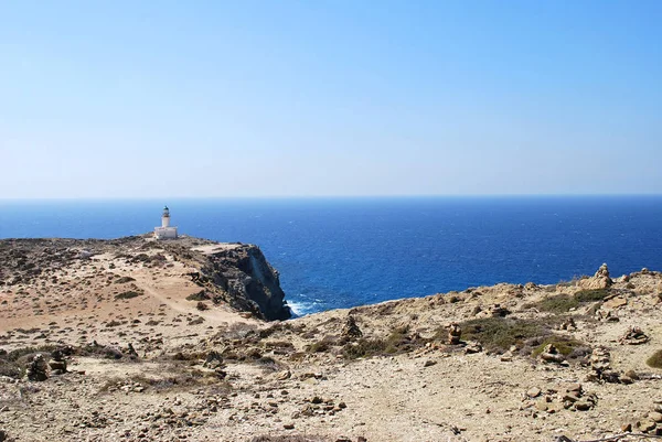 Deniz Feneri Görünümü Üzerinde Taş Uçurumdan Denizden Gökyüzü Prasonisi Rodos — Stok fotoğraf