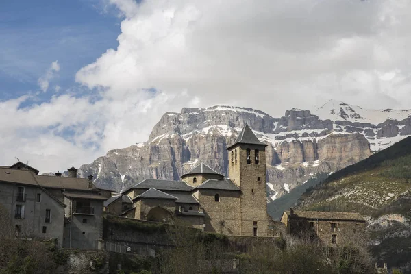 Πόλη του Torla, Ordesa και Monte Perdido εθνικό πάρκο. — Φωτογραφία Αρχείου