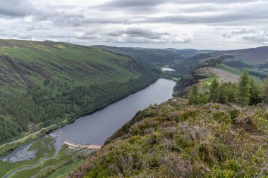 Glendalough Yukarı göl, Wicklow yolu.