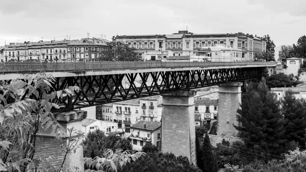 Viaducto Puente Blanco Negro Alcoi Comunidad Valenciana Mayo 2020 — Foto de Stock