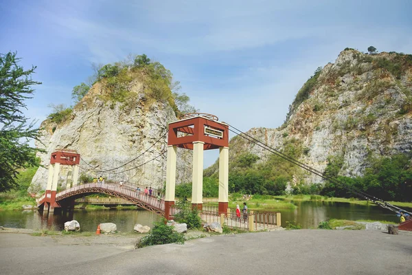 Ratchaburi Thailand Juli 2018 Mooie Stone Mountain Khao Ngu Stone — Stockfoto