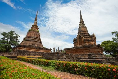 UNESCO Dünya Mirası sit alanı Wat Sa Si Sukhothai Historical Park, Sukhothai Eyaleti, Tayland.
