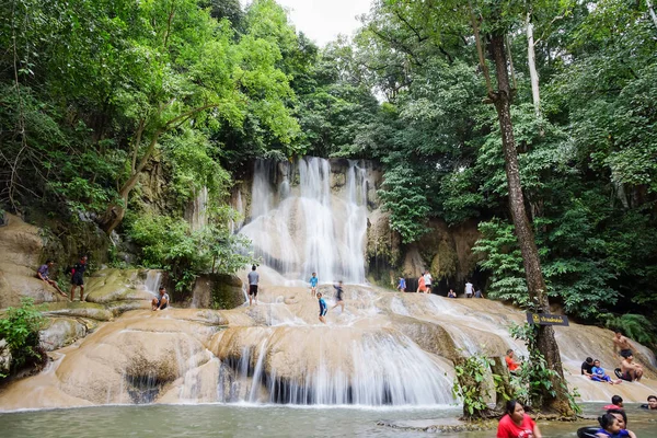 カンチャナブリ タイのカンチャナブリ 2018 Saiyoknoi 風景滝 これはカンチャナブリ県でほとんど滝の — ストック写真