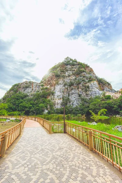 Prachtige Stenen Berg Khao Ngu Stone Park Provincie Ratchaburi Thailand — Stockfoto