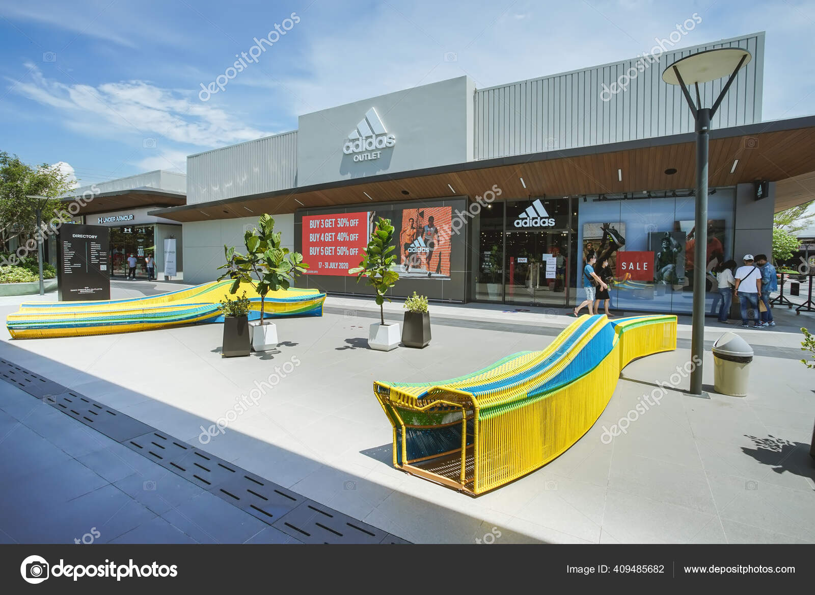 adidas outlet tulalip