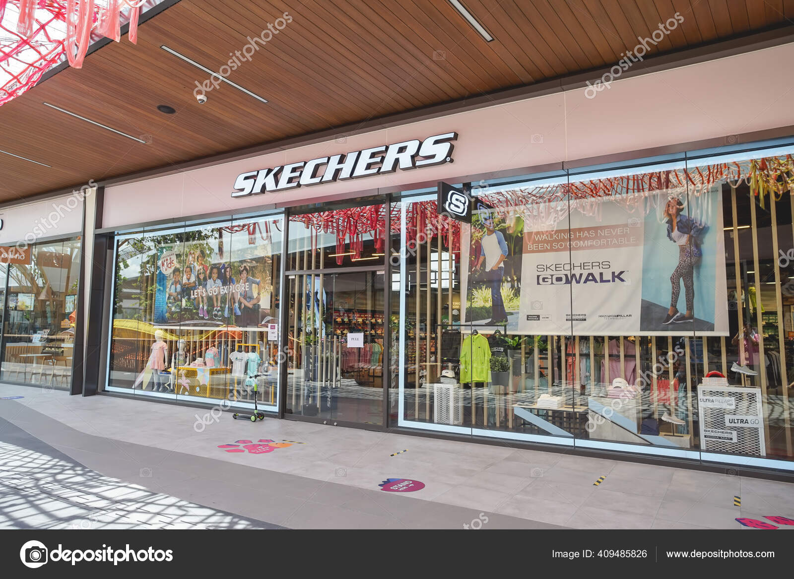 Samut Prakan Thailand July 2020 Skechers Shop Siam Premium Outlets – Stock  Editorial Photo © maicyber #409485826