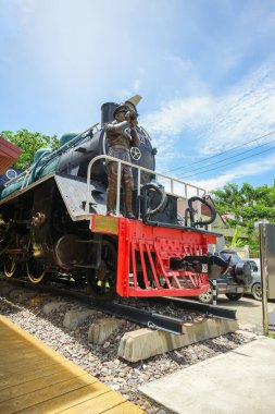 Nakhon Pathom, Tayland - 29 Aralık 2019: Phutthamonthon, Nakhon Pathom, Tayland 'daki Tayland Film Müzesi' ni ziyaret etti. Tayland 'da geçmişten günümüze Tayland filmi toplayan tek yer..