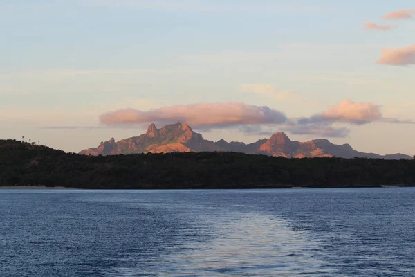 Vista Amanecer Algunas Islas Yasawa Con Las Montañas Isla Waya — Foto de Stock