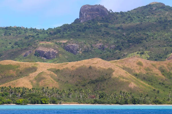 Vista Uma Ilha Yasawa Com Praia Montanhas Fiji — Fotografia de Stock