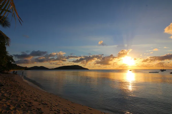 Západ Slunce Blue Lagoon Beach Nacula Ostrově Yasawa Fidži — Stock fotografie
