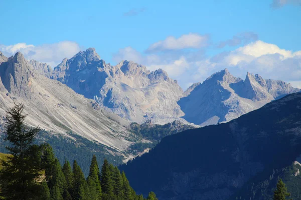 Rotsachtige Pieken Van Bergen Van Dolomieten Italië — Stockfoto
