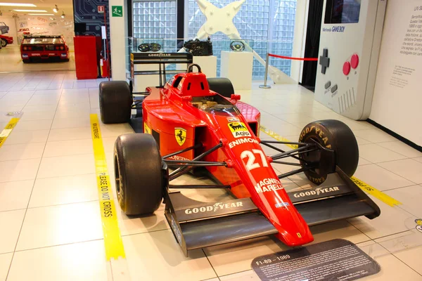 Maranello Itálie Prosinec 2015 Ferrari Formule Auto Modeně Maranello Itálie — Stock fotografie