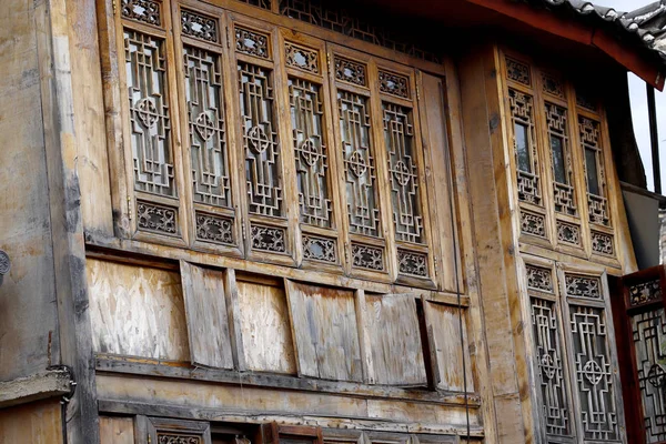 Gesneden Houten Ramen Oude Stad Van Lijiang Yunnan China — Stockfoto