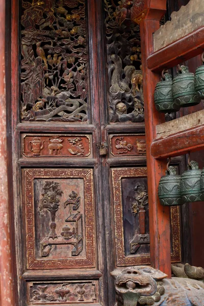 Внутри храма Конфуция, Китай. Цзяньшуй, Юньнань, Китай — стоковое фото