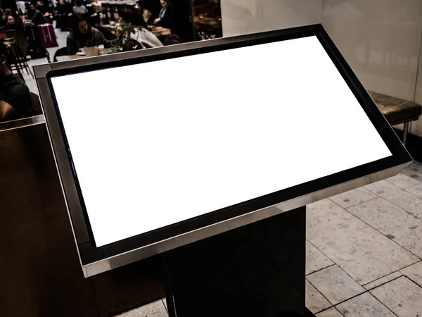 Dijital medya boş siyah ve beyaz ekran modern panel, bir alışveriş merkezinde reklam tasarımı için tabela, Havaalanı, Galeri. Mockup, mock-up, bulanık arka plan ile mock up, dijital Kiosk.