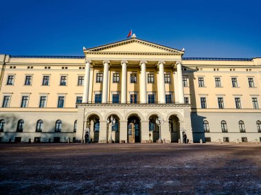 Royal Palace, 19. yüzyılın ilk yarısında Oslo, Norveç, 11 Aralık 2017 tarihinde inşa edilmiştir..