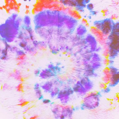 Boyalı Çember. Renkli Batik Shirt. Kalp 