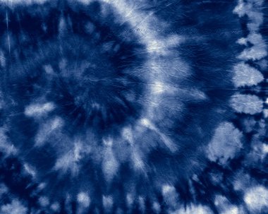 İndigo sarmalı. Dairesel Tye Boyası. Beyaz rulo 