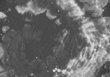 Boyalı kumaş. Beyaz Batik Gömlek. Hippi. 