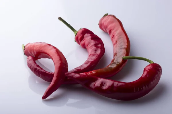 Peperoncino Caldo Fondo Bianco Isolato Verde Auguri — Foto Stock