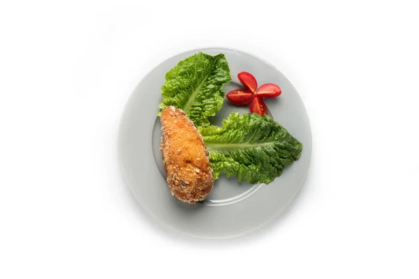 Frango Frito Com Verdes Tomates Isolado Sobre Fundo Branco — Fotografia de Stock