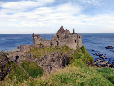 dunluce Kalesi