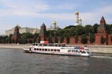 Tekne turu, Moskova, Rusya üzerinden görüntülemek