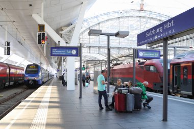 Tren İstasyonu-Salzburg, Austria 