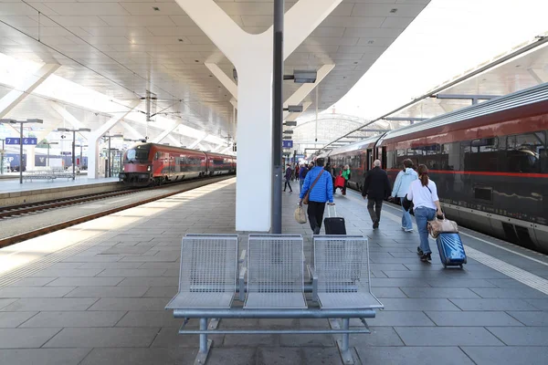 Bahnhof Salzburg Österreich — Stockfoto