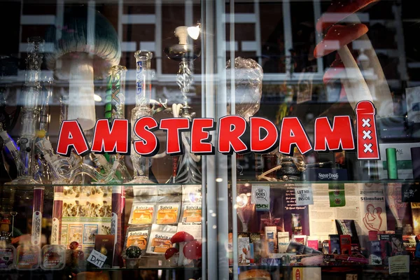 Окно Магазина Надписью Амстердам Нидерланды — стоковое фото