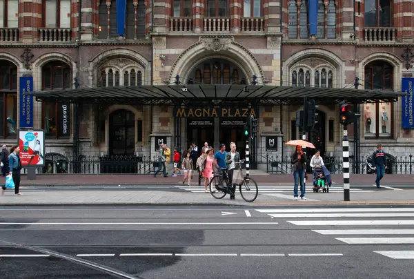 Menschen Der Städtischen Straße Amsterdam Niederlande — Stockfoto