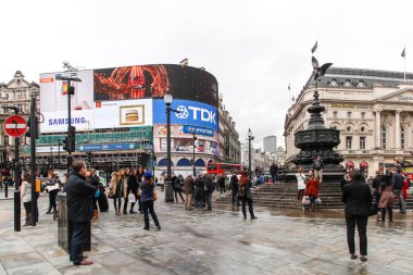 Londra 'da Piccadilly sirk ile Cityscape, Ingiltere