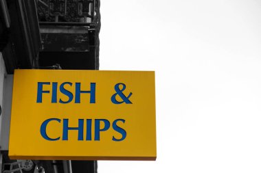 Balık ve cips nameboard Londra, Ingiltere 