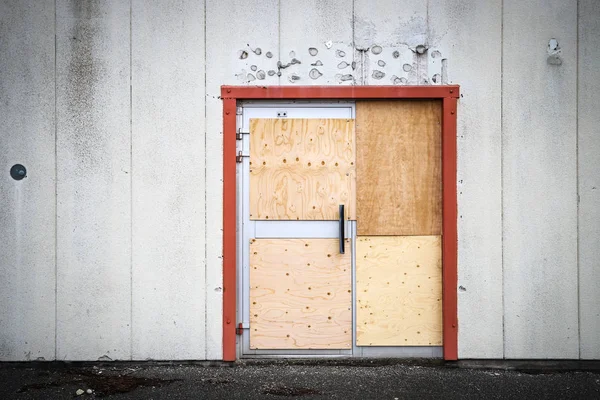 Image Plein Cadre Des Portes Recouvertes Planches Bois — Photo