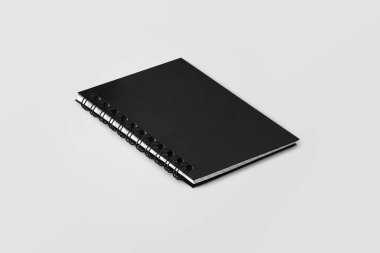Açık gri arka planda boş siyah Notebook mockup.