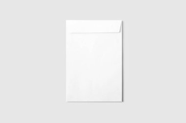 Beyaz büyük zarf mock-up, yumuşak gri arka plan üzerinde izole boş şablon. Tasarımınız için kullanılan ve marka olabilir.