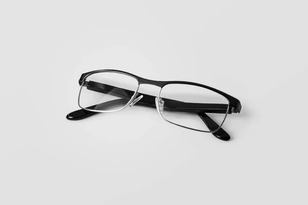 Lunettes Noires Isolées Sur Fond Gris Doux — Photo