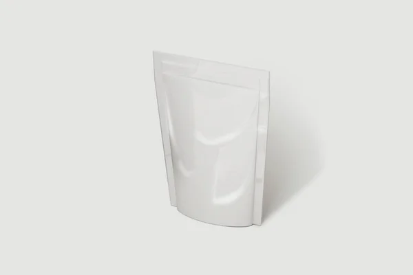Üres Műanyag Zsák Snack Csomagolás Elszigetelt Lágy Szürke Háttér Leképezés — Stock Fotó