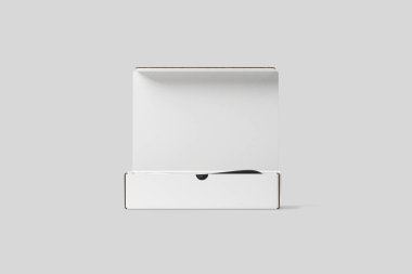 Gerçekçi Beyaz Boş Karton Kutu Açık gri arka plan üzerinde izole kadar mock. Tasarım ve marka.3d render için hazır. Yüksek çözünürlük. Etiketli kutu