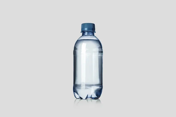 Plastic Bottles Pure Water Blank Tag Soft Gray Background Rendering — Stock Photo, Image
