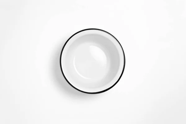 Emaille Platte Oder Schale Isoliert Auf Weißem Hintergrund Hochauflösendes Foto — Stockfoto