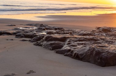 Bamburgh, Northumberland plaj gündoğumu