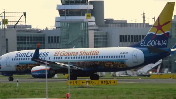 Boeing 737-8hx Sun Express kołowania — Wideo stockowe