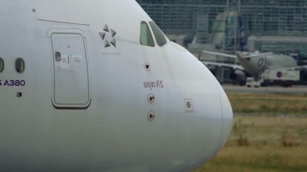 Cockpit del più grande aereo civile — Video Stock