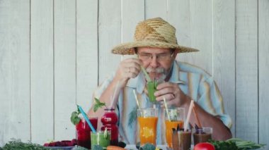 Yaşlı adam smoothie tadı